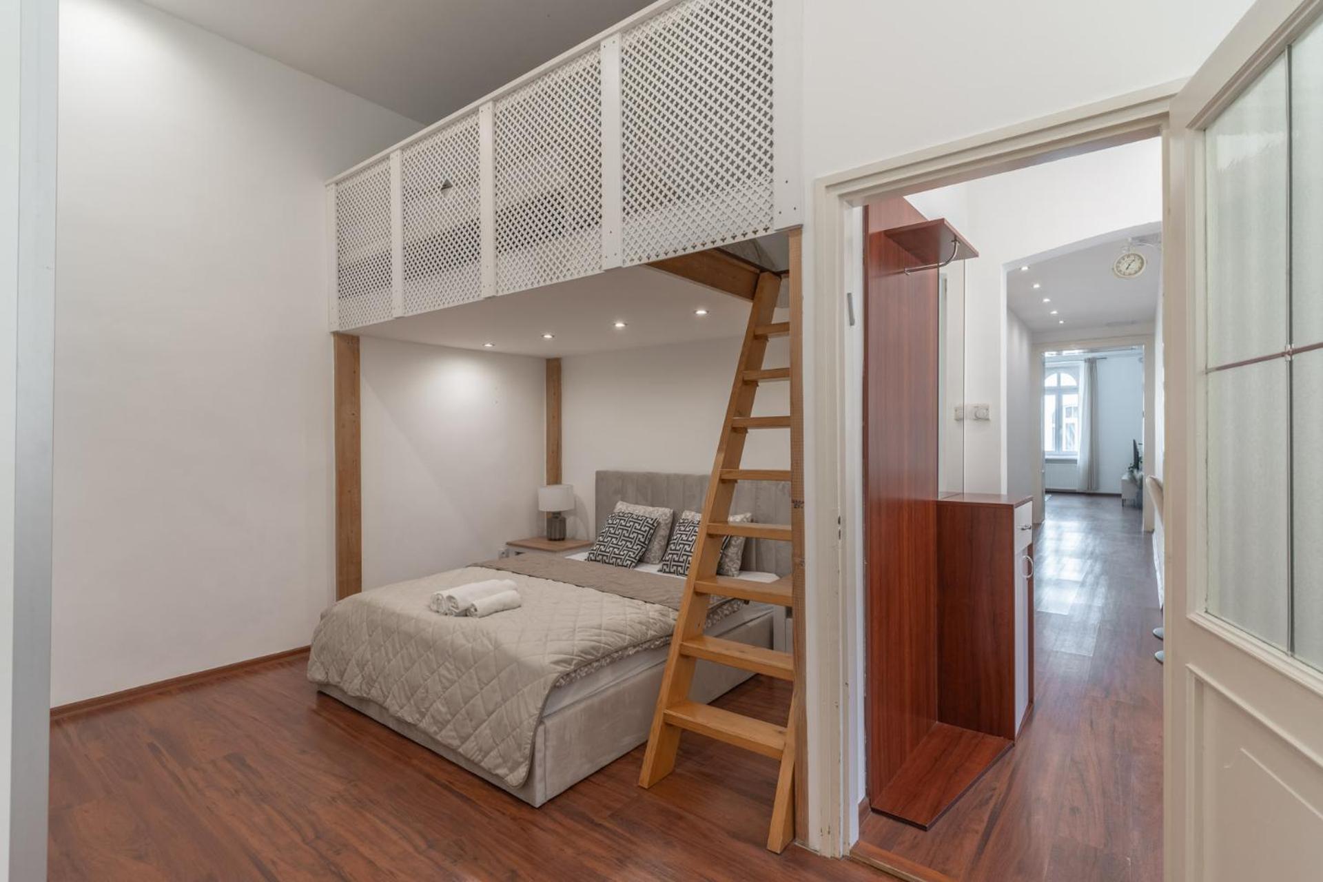 Deluxe And Cozy City Center Suite For 8Ppl 布达佩斯 外观 照片