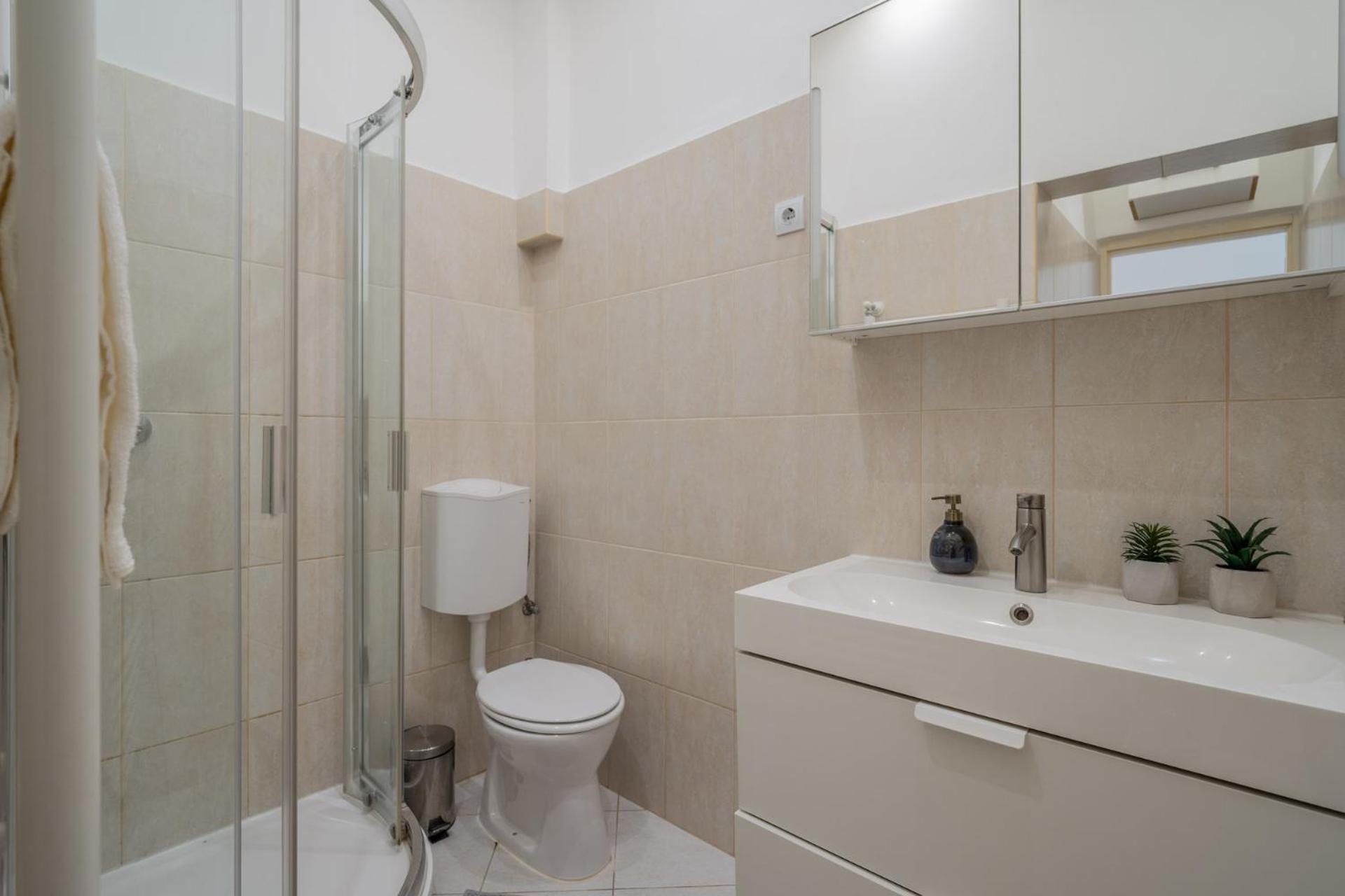 Deluxe And Cozy City Center Suite For 8Ppl 布达佩斯 外观 照片